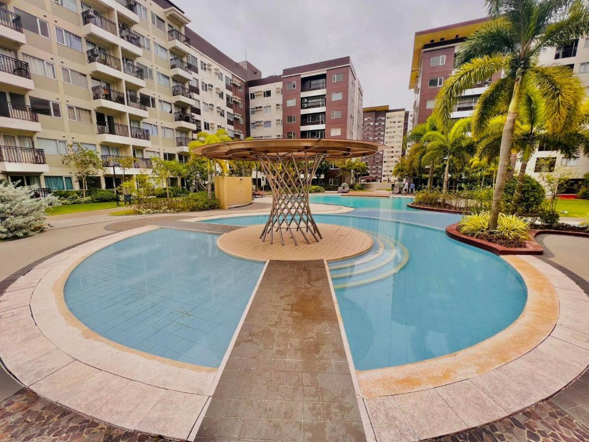 * *P Fantastic 2Br Option For 8 Apartman Iloilo City Kültér fotó
