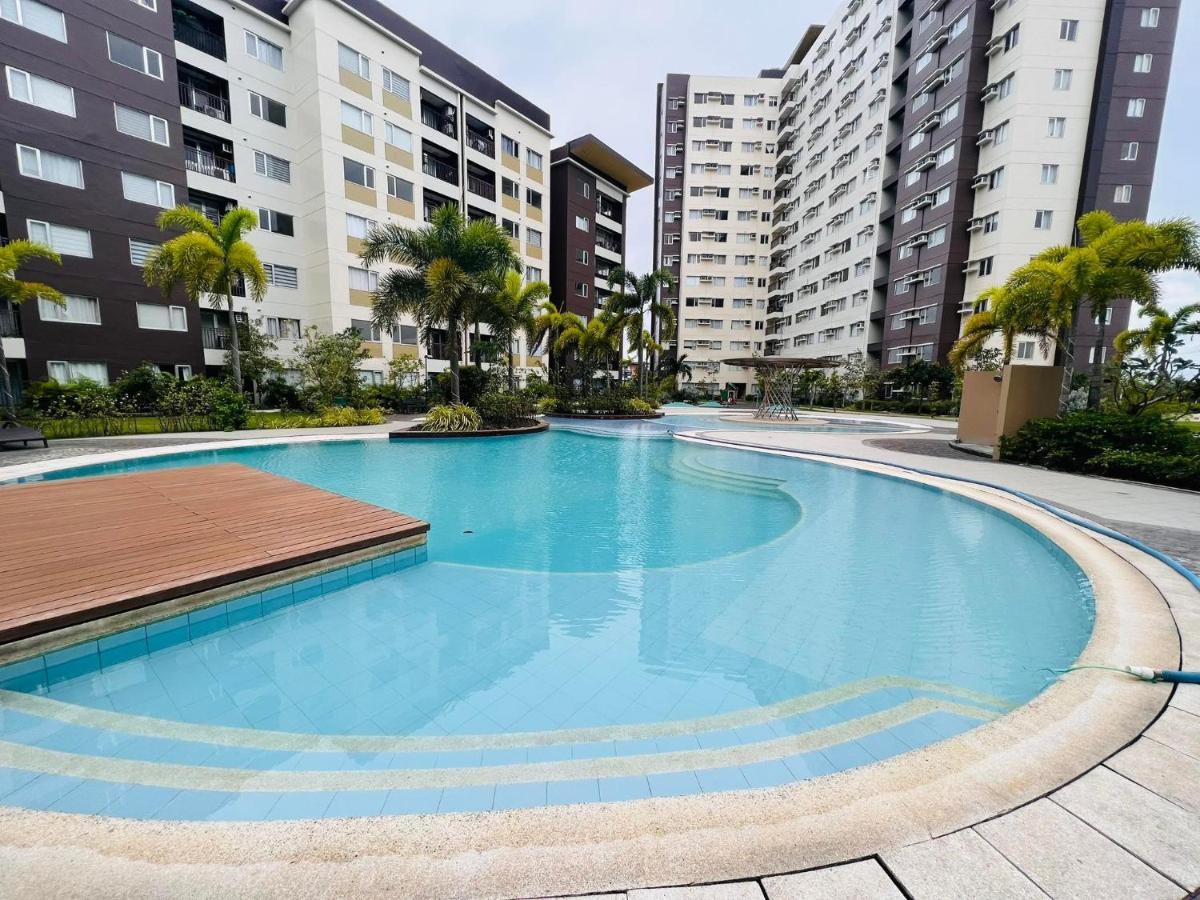 * *P Fantastic 2Br Option For 8 Apartman Iloilo City Kültér fotó